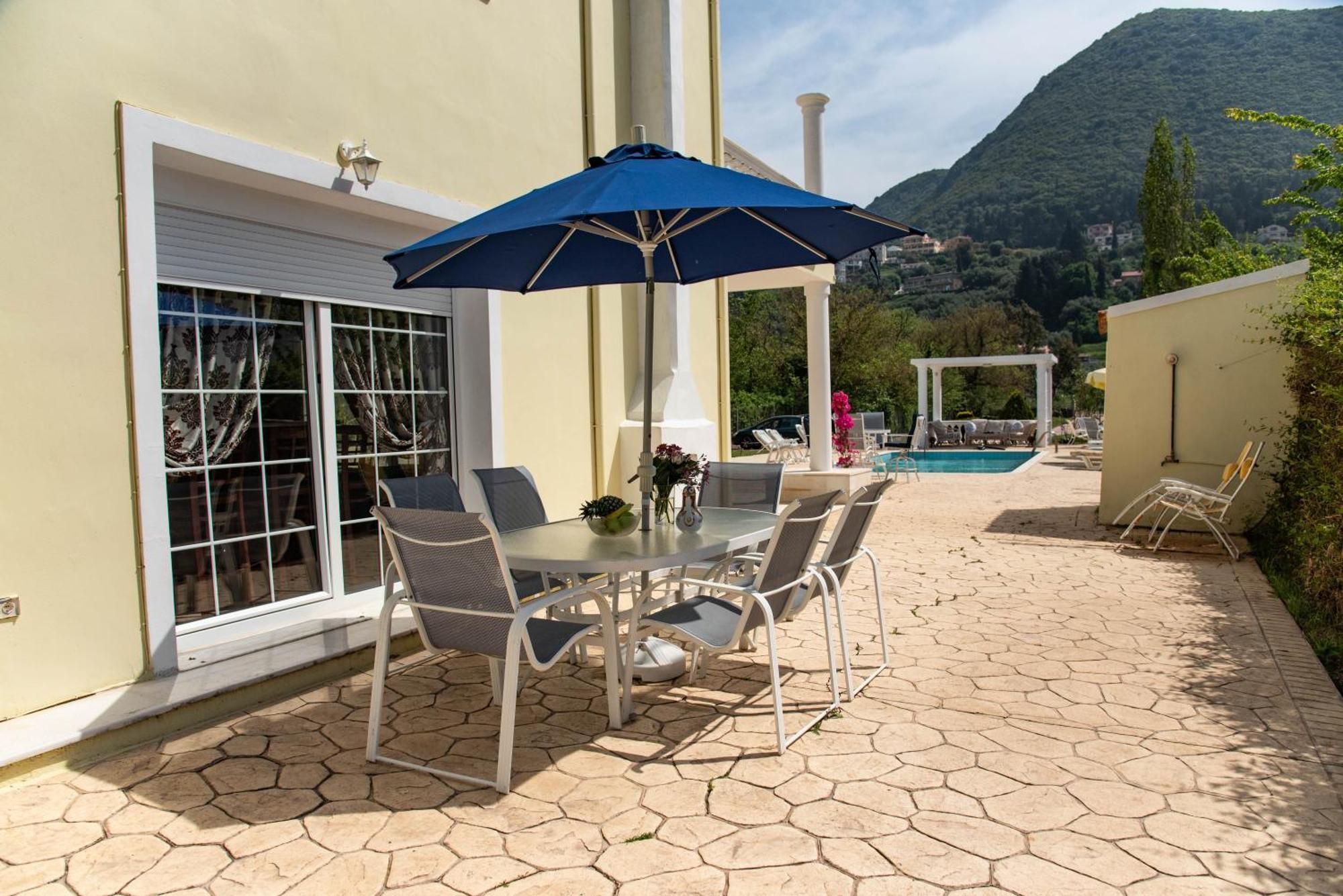 Martini Apartamento Vátos